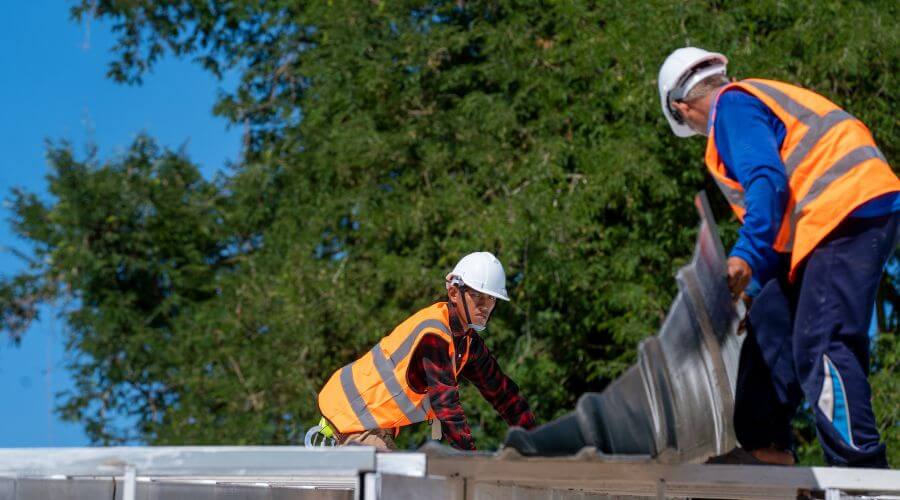 Professional Flat Roofing Installation in Poseyville, IN